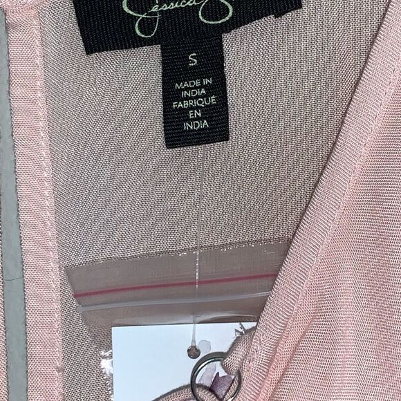 Jessica Simpson tank with ruffle detail NWT - Picture 4 of 5